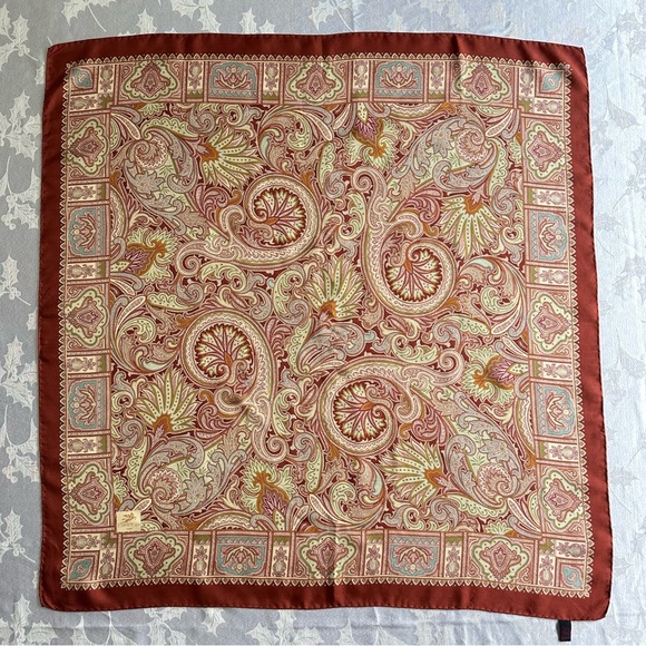 Etro Accessories - Etro Silk Scarf Large Size Silk Paisley Pattern All Over Brown Ygt Ladies